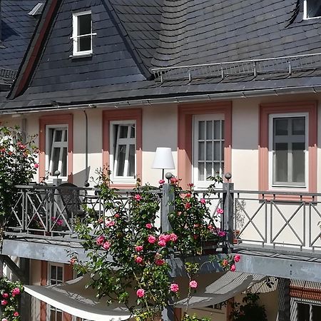 Kuenstler Ferienwohnung Am Weilburger Schloss, Marktplatz 9 エクステリア 写真