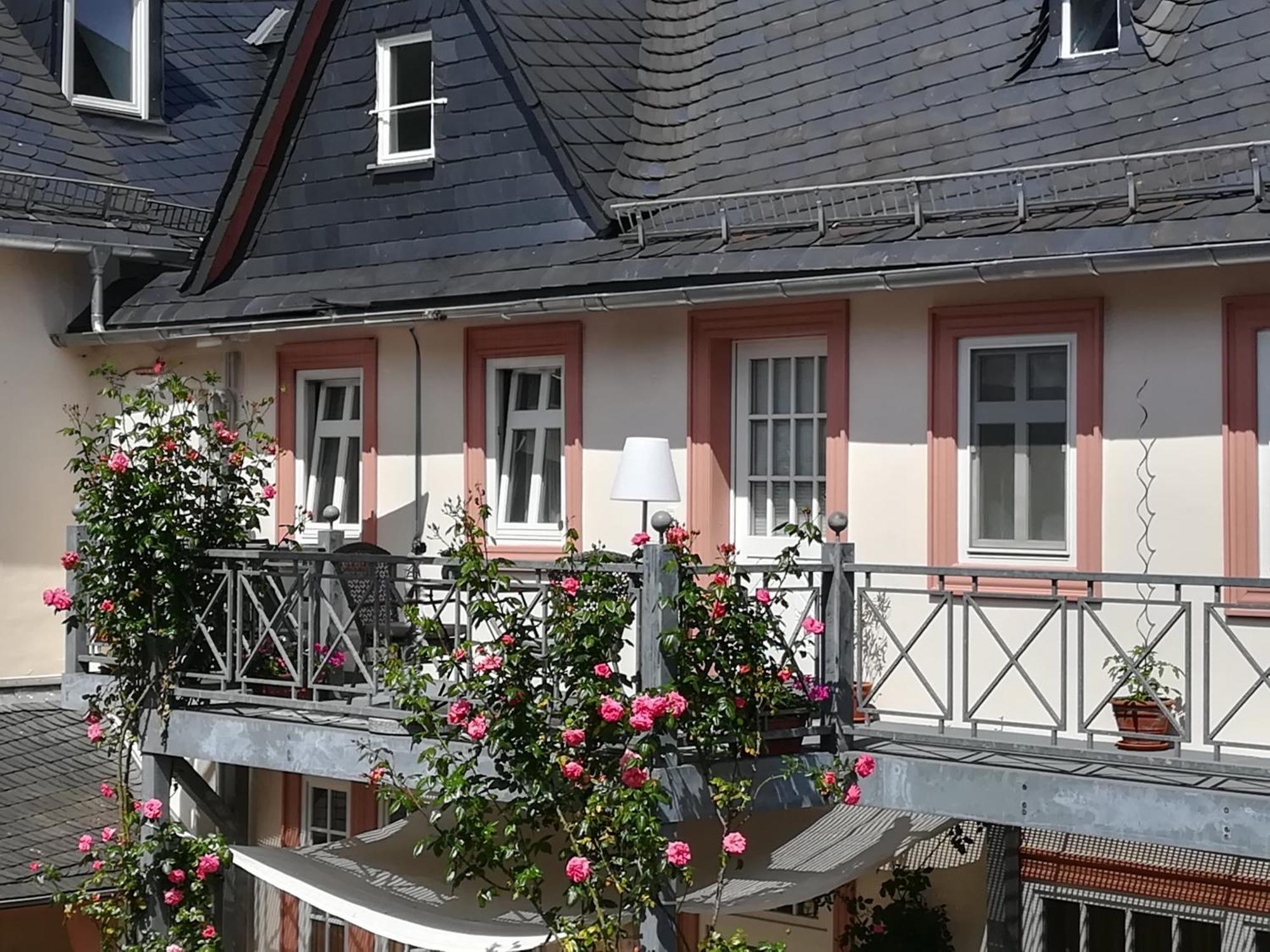 Kuenstler Ferienwohnung Am Weilburger Schloss, Marktplatz 9 エクステリア 写真